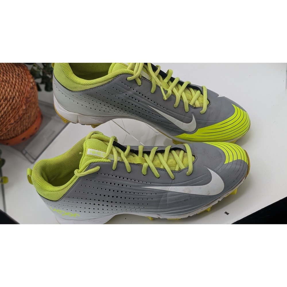 Nike Vapor Soccer Cleats Gray Volt Yellow Lightweight Performance mens Size 12